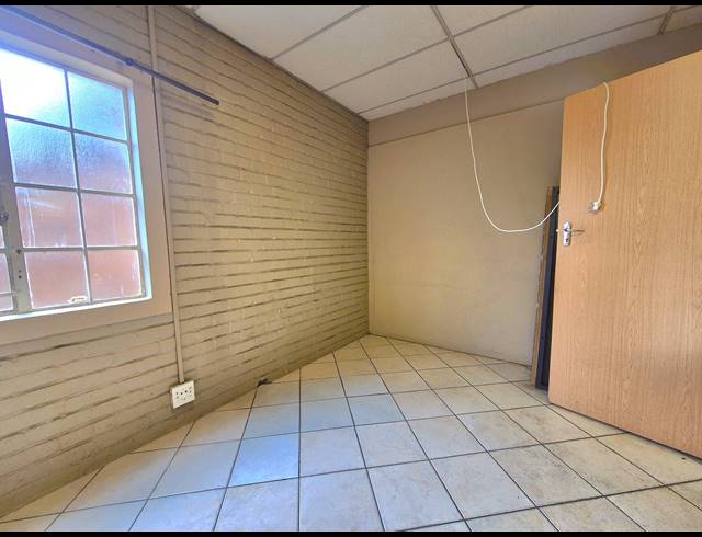 45M² OFFICE TO LET IN DALVIEW